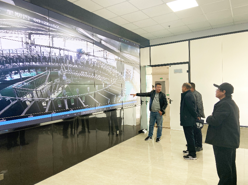 協(xié)會執(zhí)行會長林永亮一行到內蒙古盛健生物科技有限責任公司參觀調研